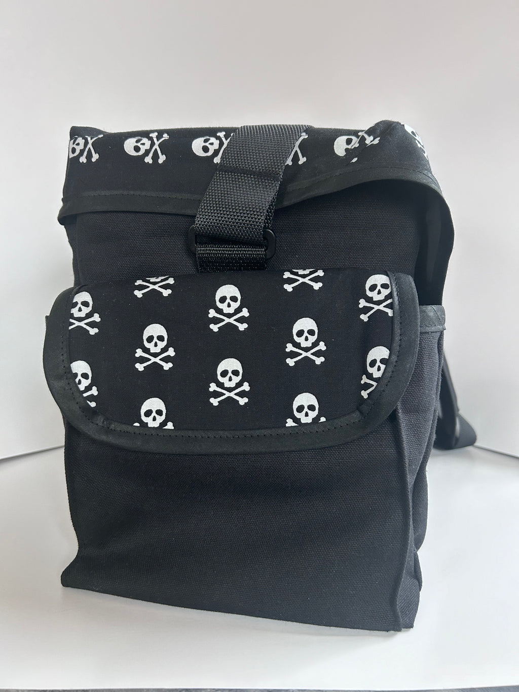 Suction Machine Carrying Case - Skull & Crossbones