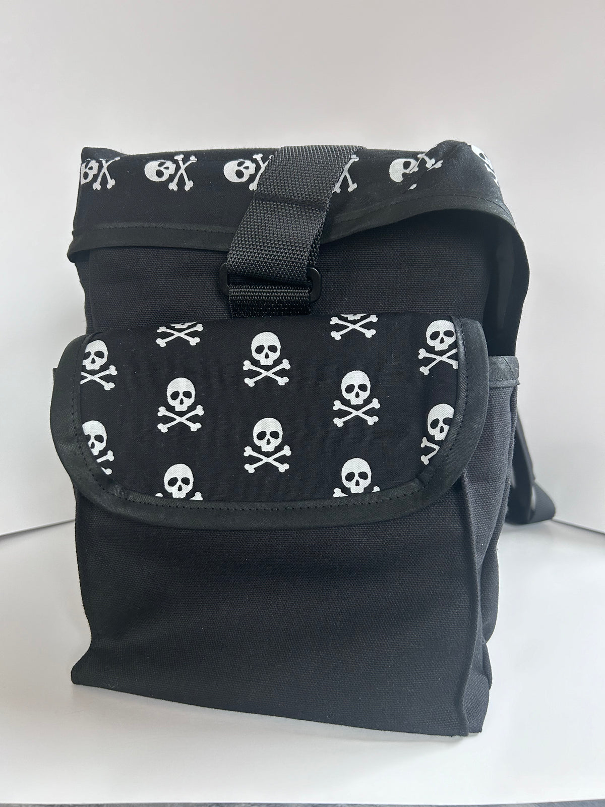 Suction Machine Carrying Case - Skull & Crossbones
