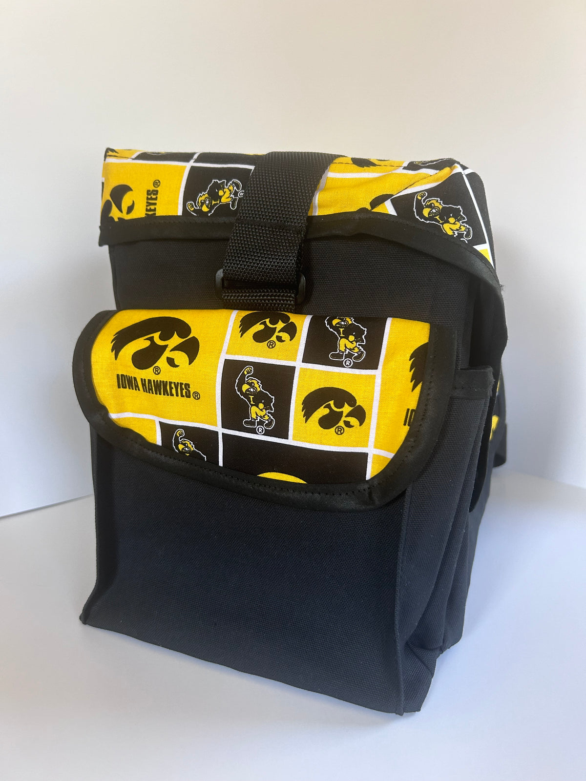 Suction Machine Carrying Case - Iowa Hawkeyes
