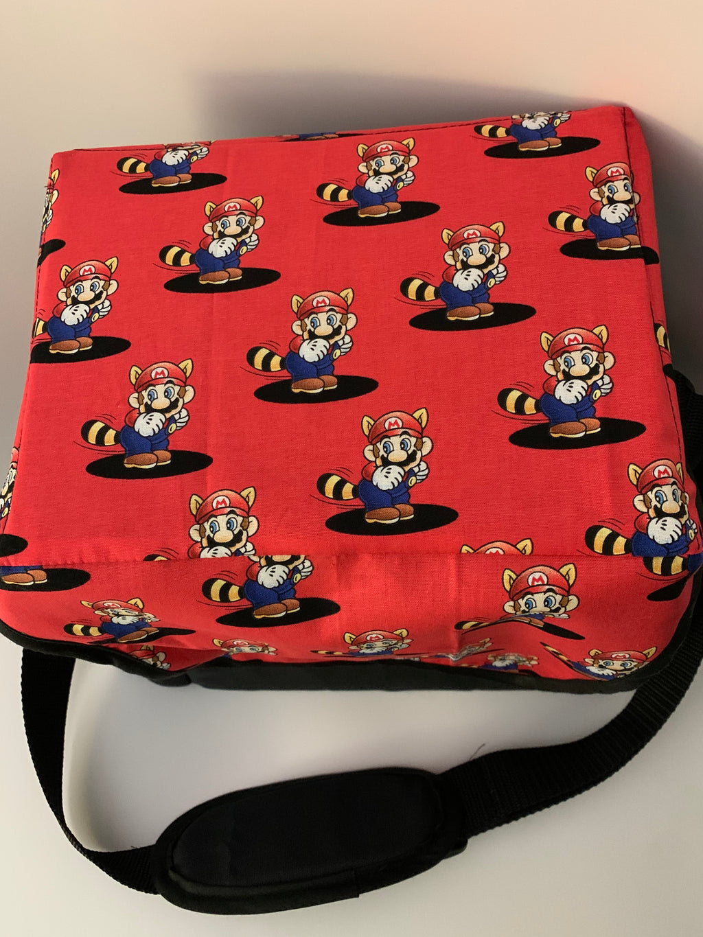 Suction Machine Carrying Case - Super Mario (Red)