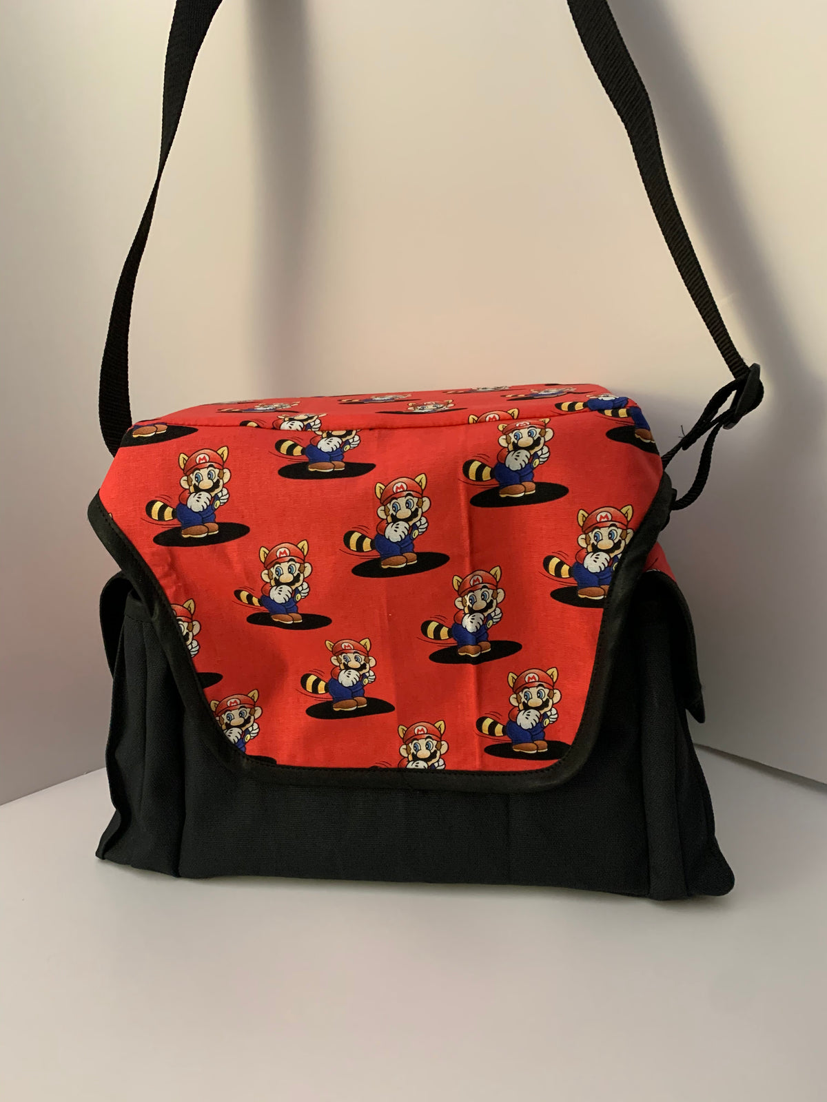 Suction Machine Carrying Case - Super Mario (Red)